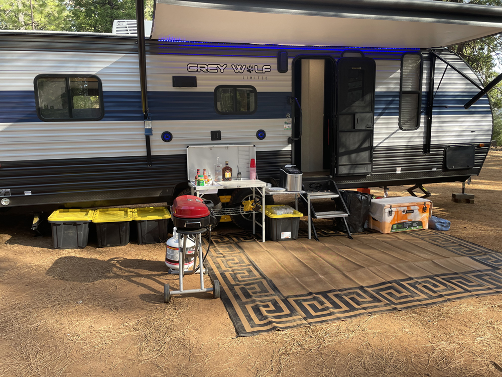 About pic Camping