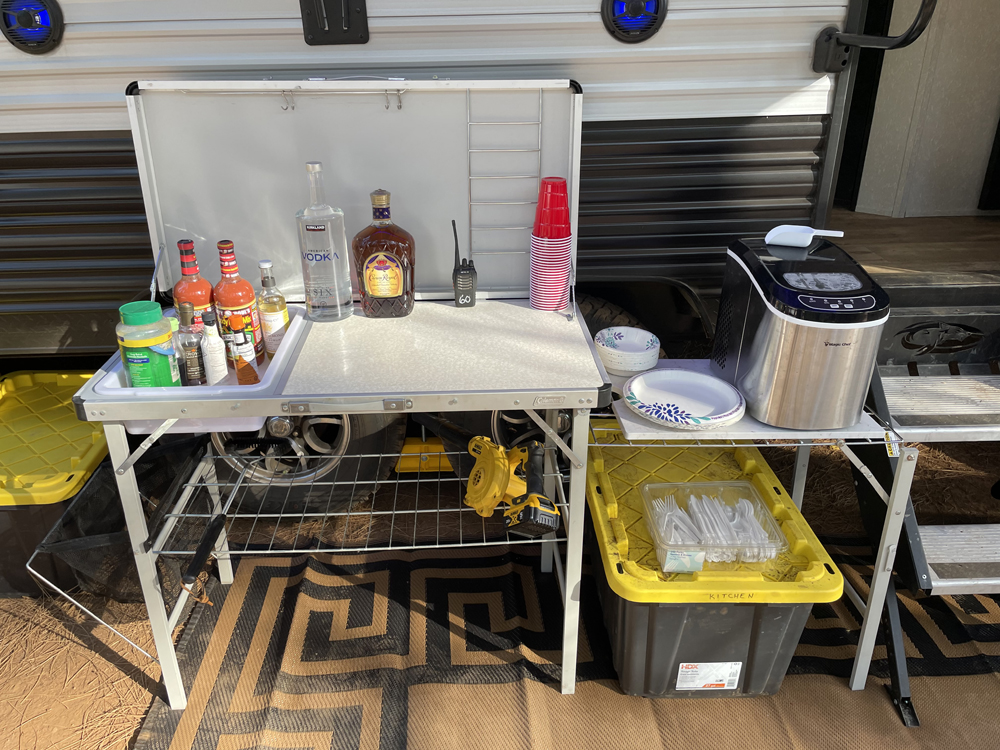 About pic Camping